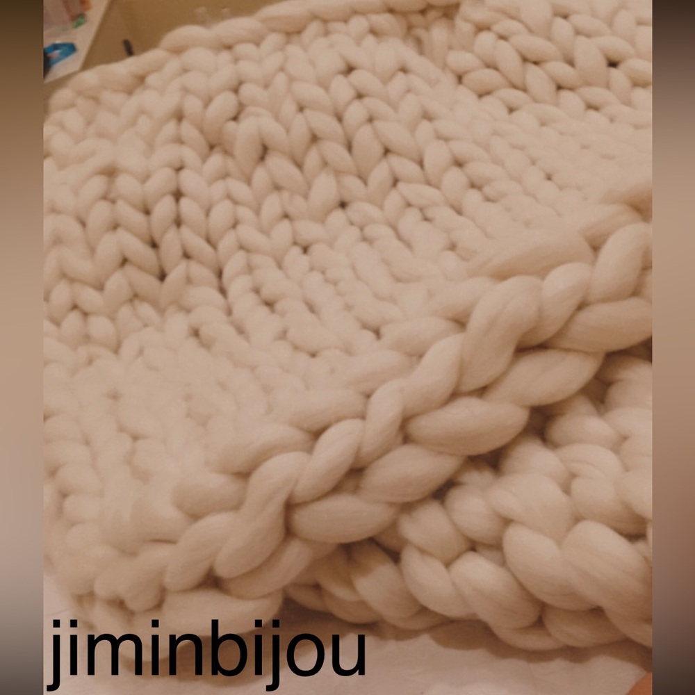 RARE HANDCRAFTED Real 100% Merino Wool Weighted Blanket